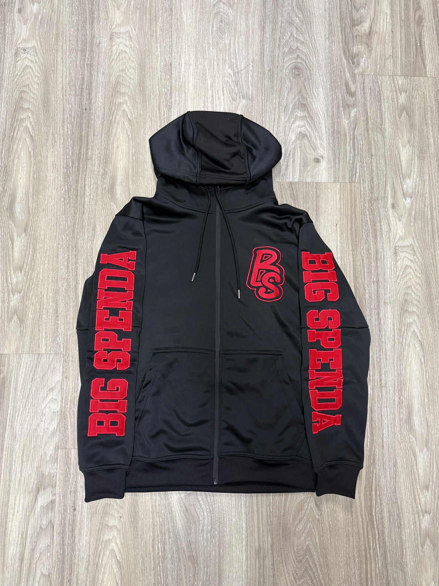 BS LOGO HOODIE BLACK/RED