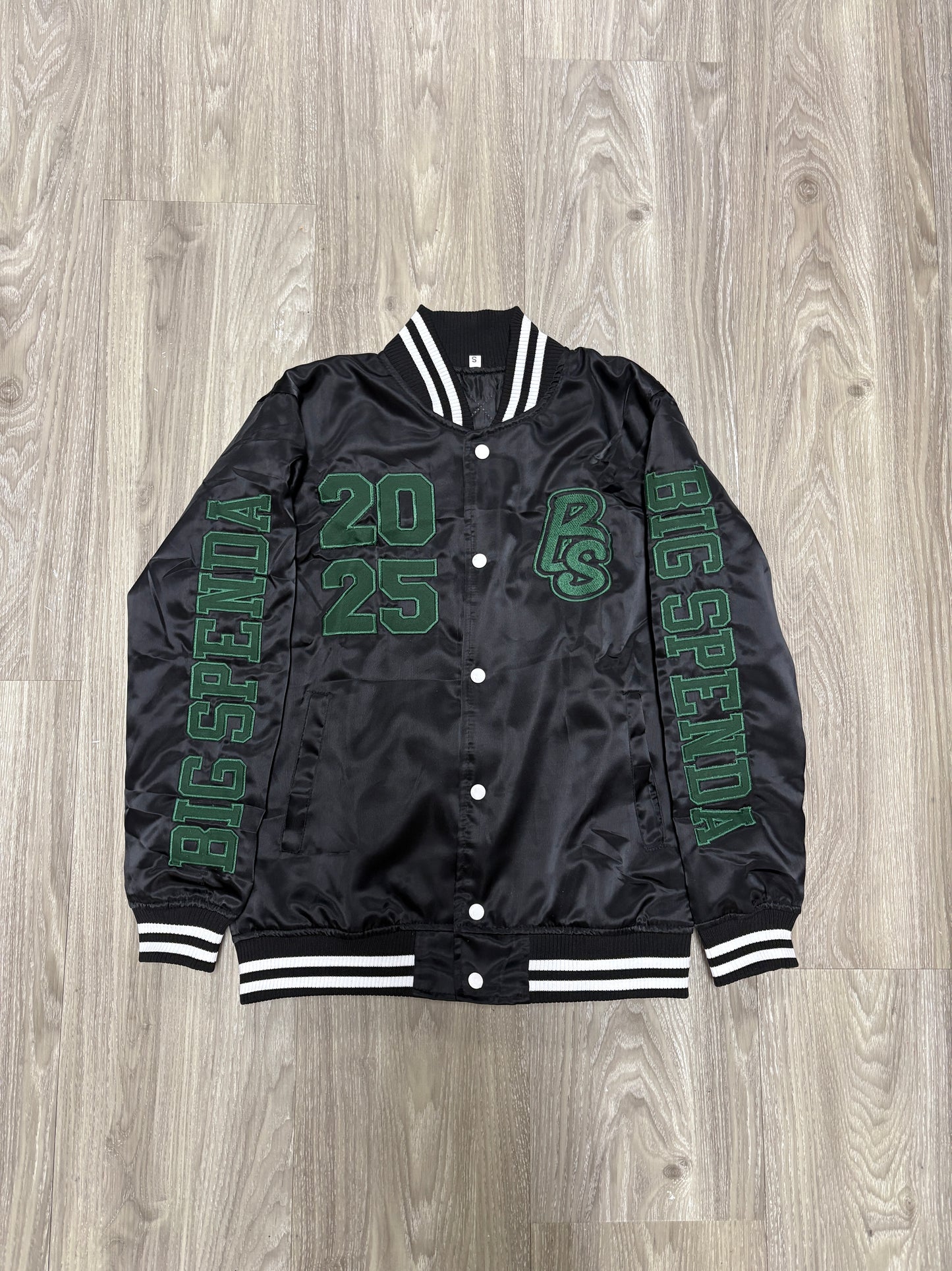 BS LOGO SATIN VARSITY JACKET BLACK/GREEN