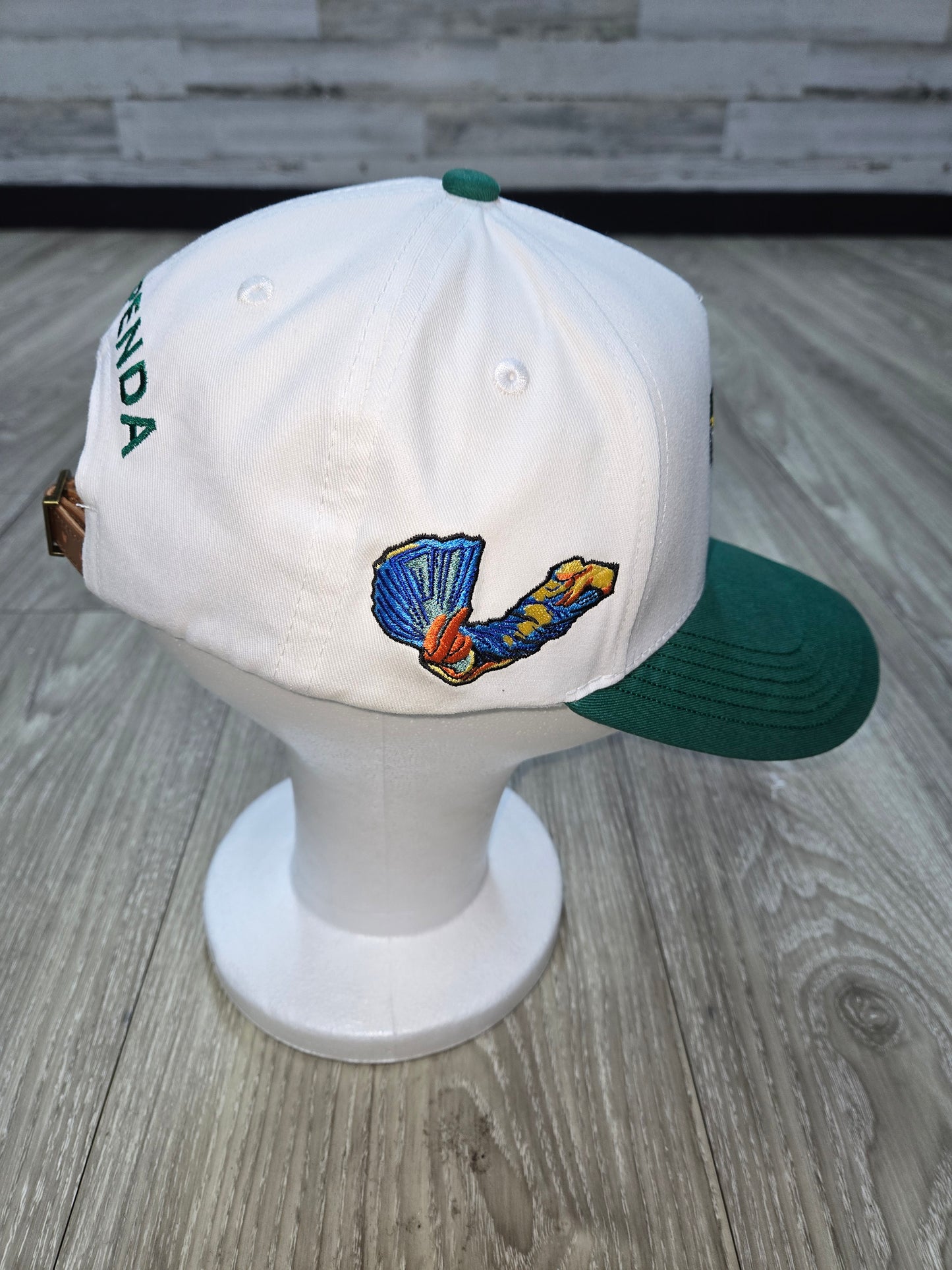 BS WHITE HAT